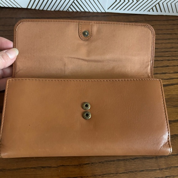FOSSIL Brown Leather Bifold Checkbook Wallet - Picture 3 of 7